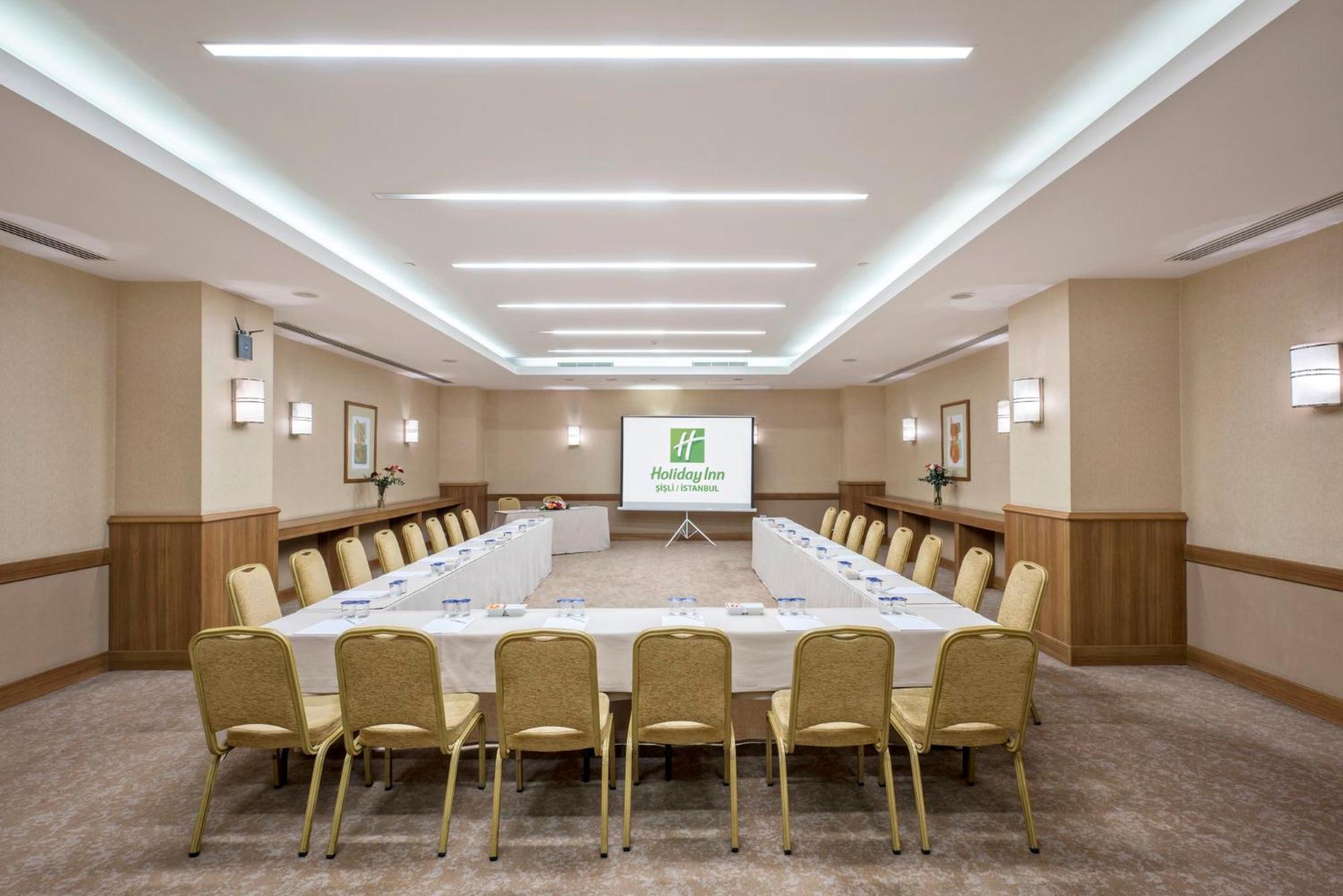 Holiday Inn Sisli By Ihg Istanbul Exterior photo